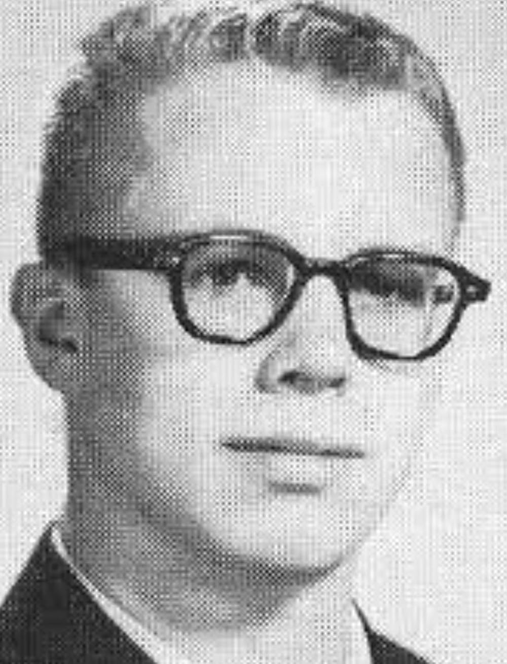 Photo identified by the site owner as Ross Sullivan